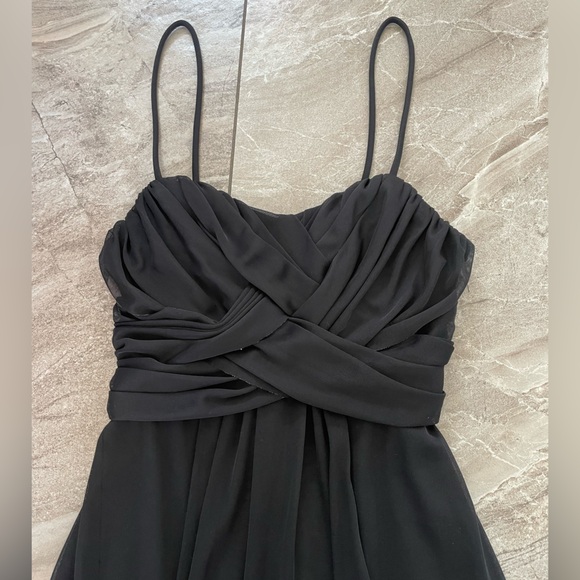 Formal Dress - Picture 2 of 4